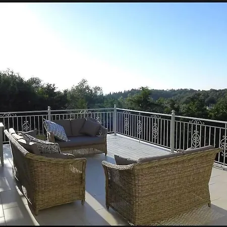Margarita Apartments- Meli Villa Apergátika